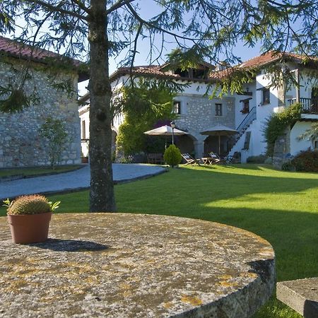 La Casona De Suesa Hotell Exteriör bild