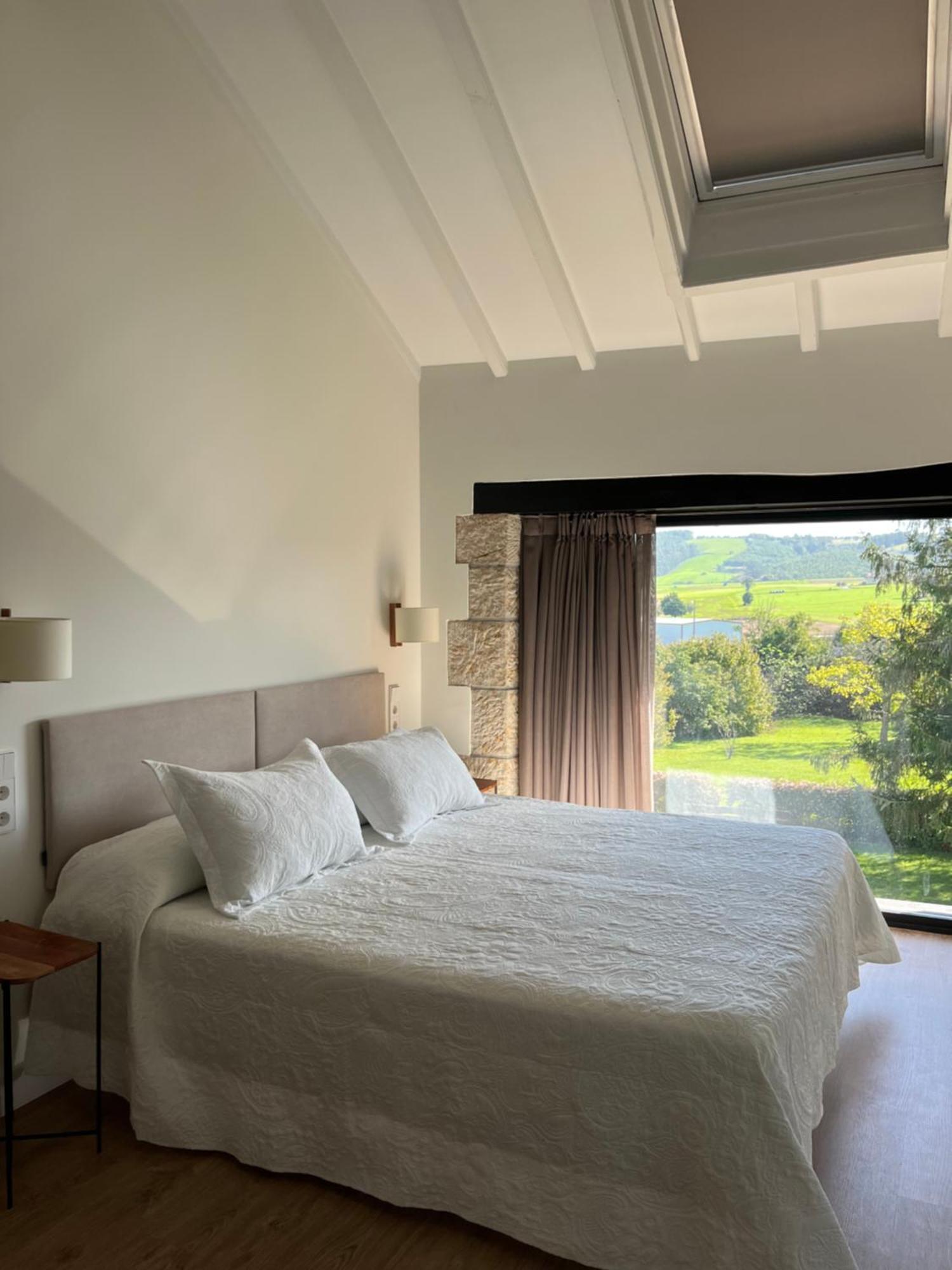 La Casona De Suesa Hotell Exteriör bild
