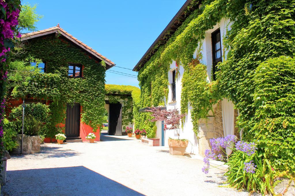 La Casona De Suesa Hotell Exteriör bild