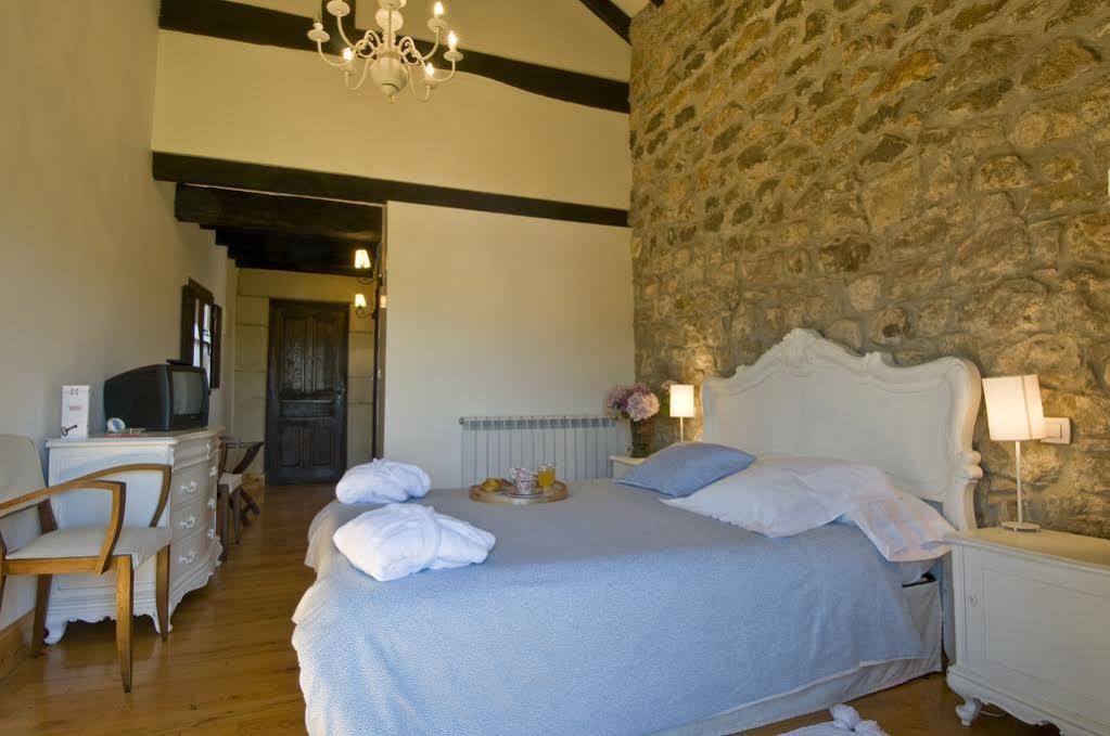 La Casona De Suesa Hotell Exteriör bild
